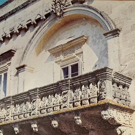 Palazzo Moschettini Apartment มาร์ตาโน ภายนอก รูปภาพ