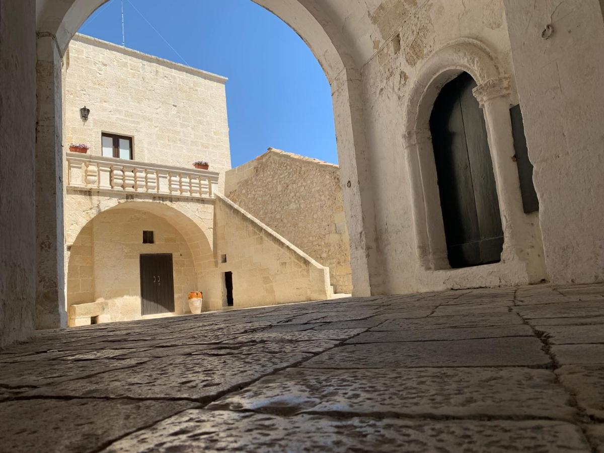 Palazzo Moschettini Apartment มาร์ตาโน ภายนอก รูปภาพ