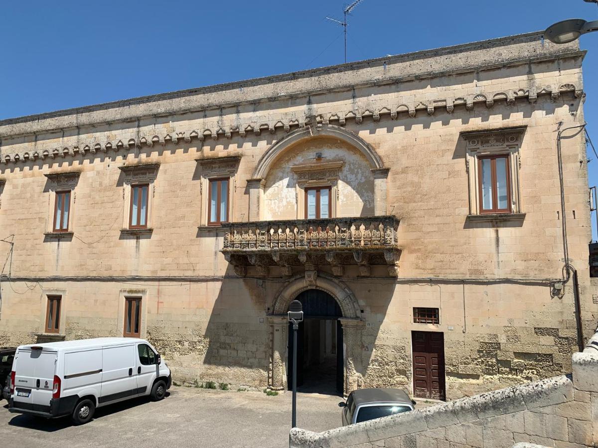 Palazzo Moschettini Apartment มาร์ตาโน ภายนอก รูปภาพ