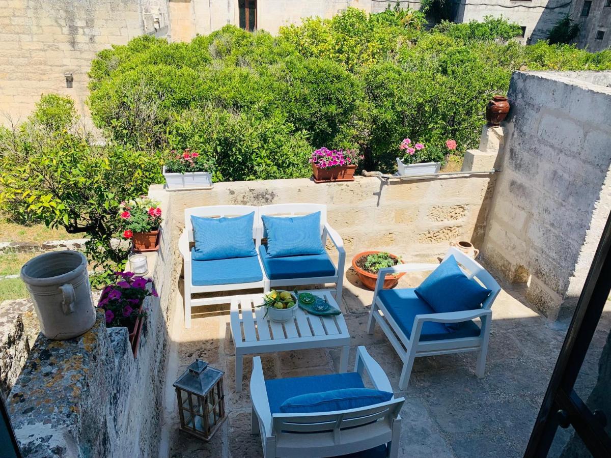 Palazzo Moschettini Apartment มาร์ตาโน ภายนอก รูปภาพ