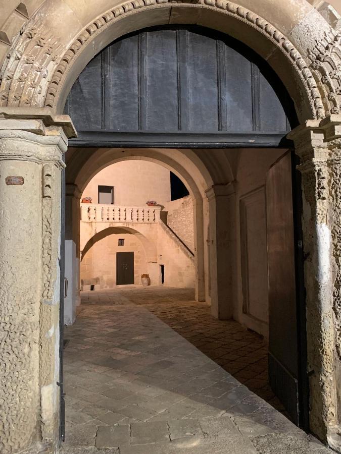 Palazzo Moschettini Apartment มาร์ตาโน ภายนอก รูปภาพ